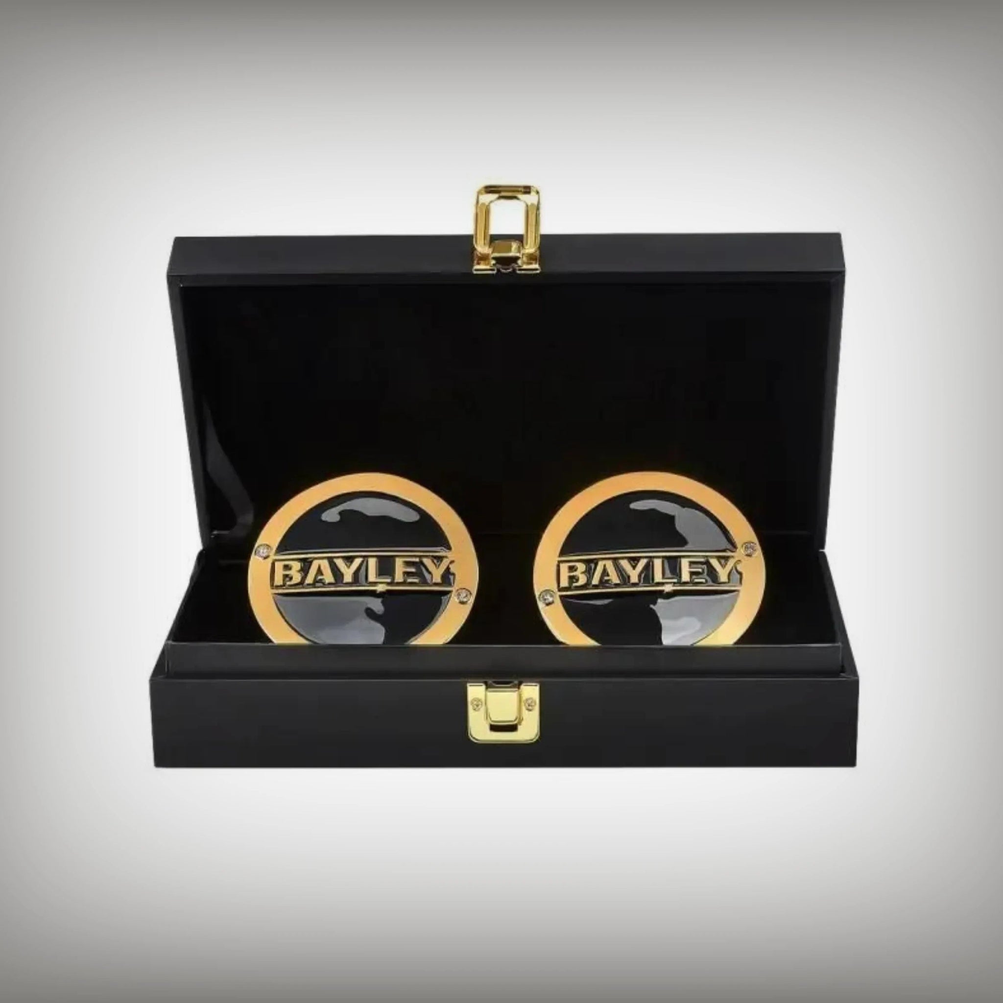 WWE championship title box set featuring Bayley Role Model side plates.