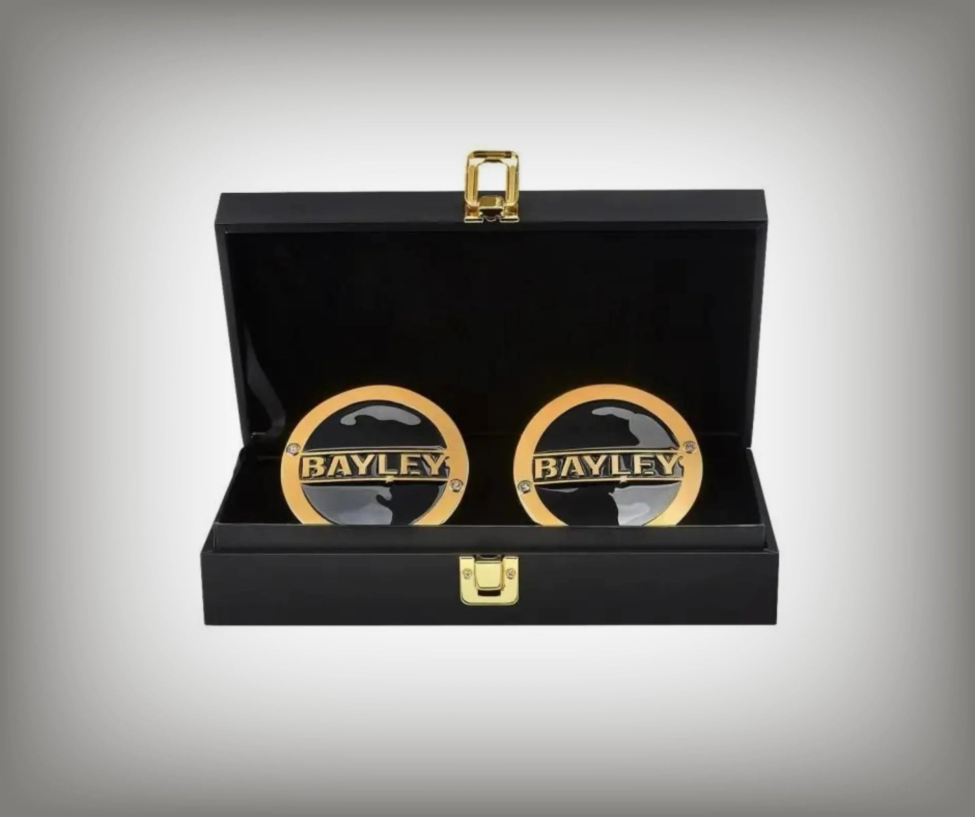 WWE championship title box set featuring Bayley Role Model side plates.